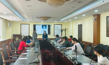 АЙМГИЙН ГЭР БҮЛ, ХҮҮХЭД, ЗАЛУУЧУУДЫН ХӨГЖЛИЙН ГАЗРЫН АЖЛЫН ХЭСЭГ ТУС СУМАНД АЖИЛЛАЛАА.