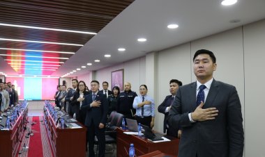 ДОРНОГОВЬ АЙМГИЙН ЗАМЫН-ҮҮД СУМЫН ИРГЭДИЙН ТӨЛӨӨЛӨГЧДИЙН ХУРЛЫН ЭЭЛЖИТ ЗУРГААДУГААР ХУРАЛДААН АМЖИЛТТАЙ БОЛЖ ӨНДӨРЛӨЛӨӨ